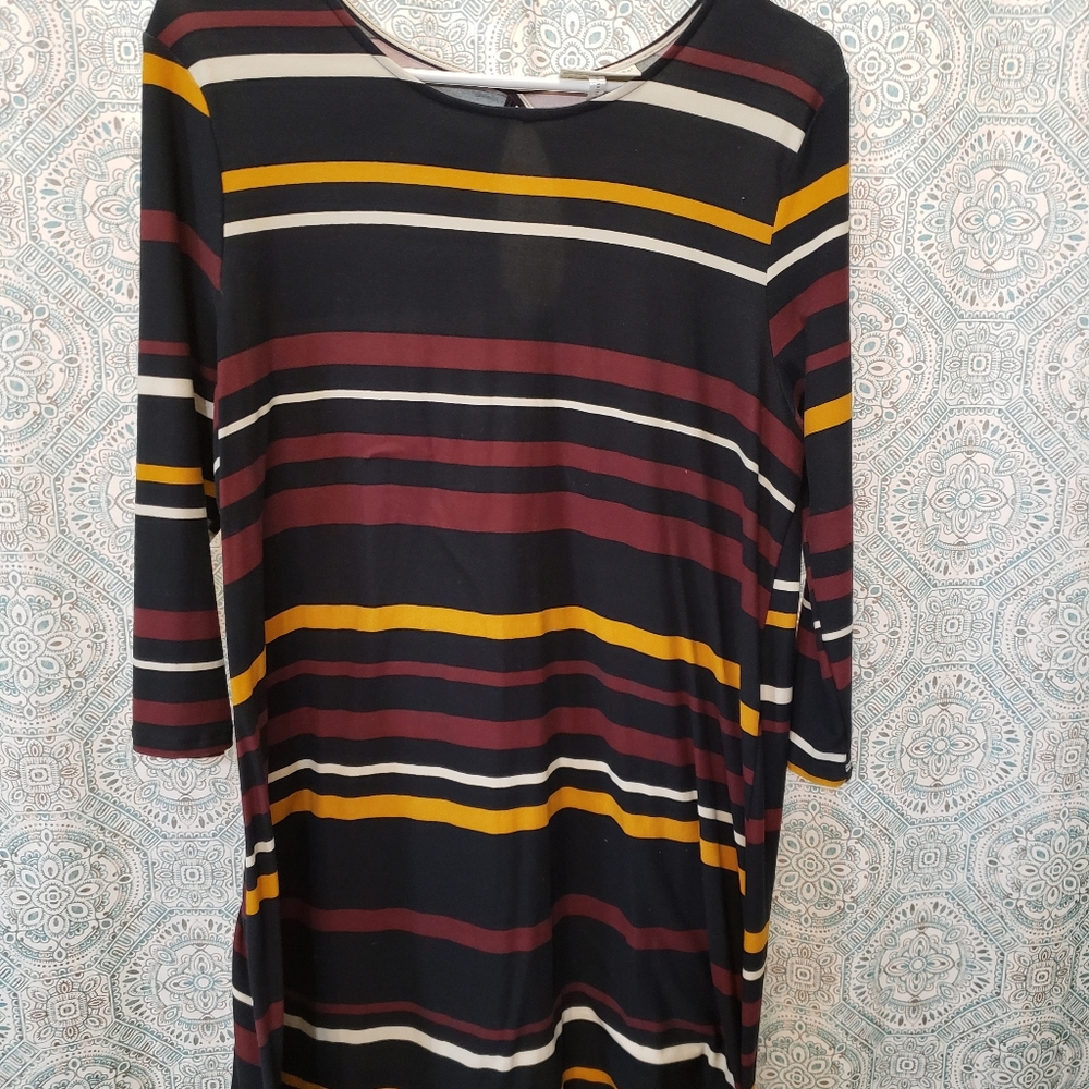 Dress - Picture 2 of 2